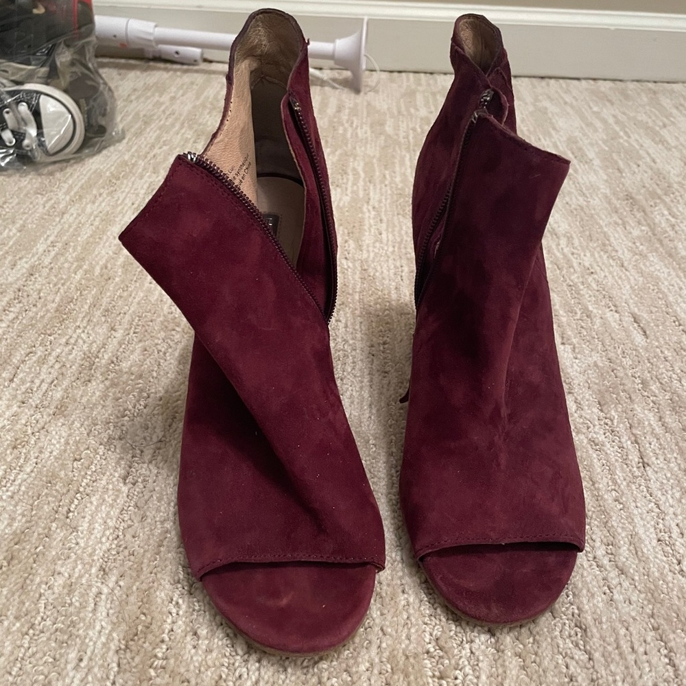 Halogen Peep Toe Tassel Booties (Burgundy)